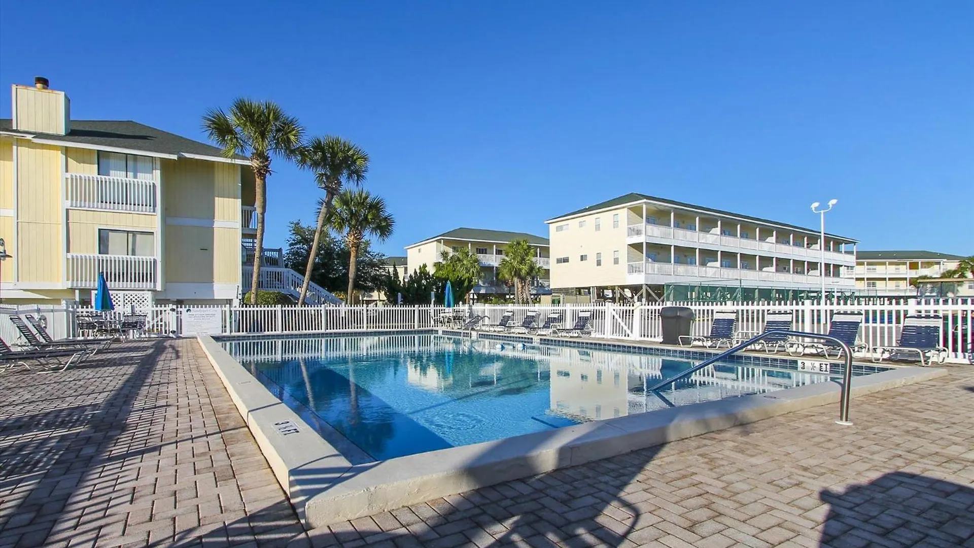 Sandpiper Cove 1115- By Isle Destin