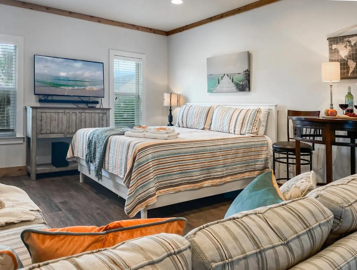 Seas The Moment Pool & Hot Tub Golf Cart Deals Holiday home