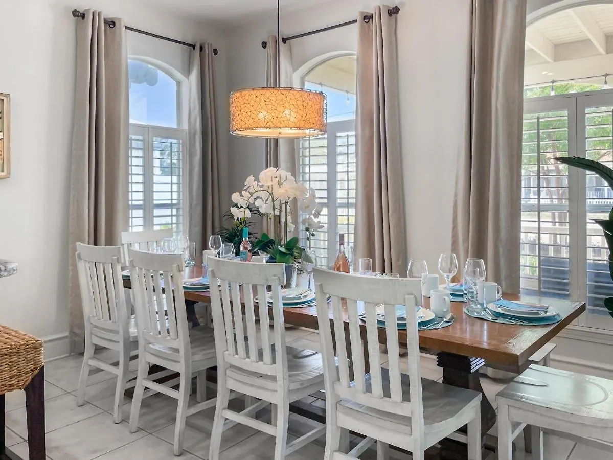 Seas The Moment Pool & Hot Tub Golf Cart Deals Holiday home