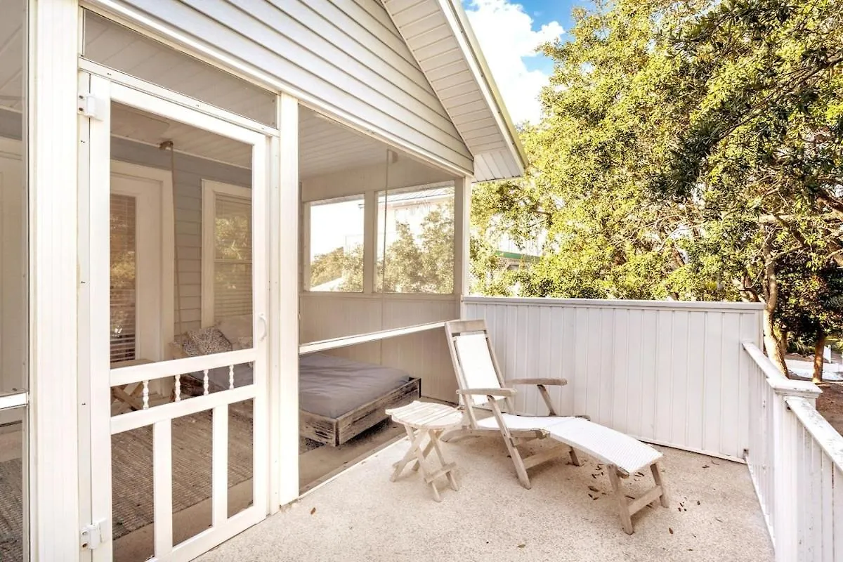 Feriehus Sunfish Summer Gated Private Pool