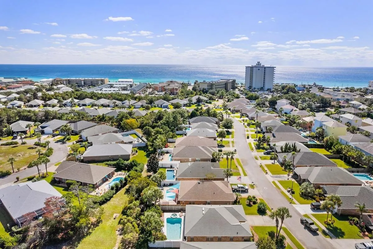 Barefoot Escape Golf Cart Deals Gated Access Destin