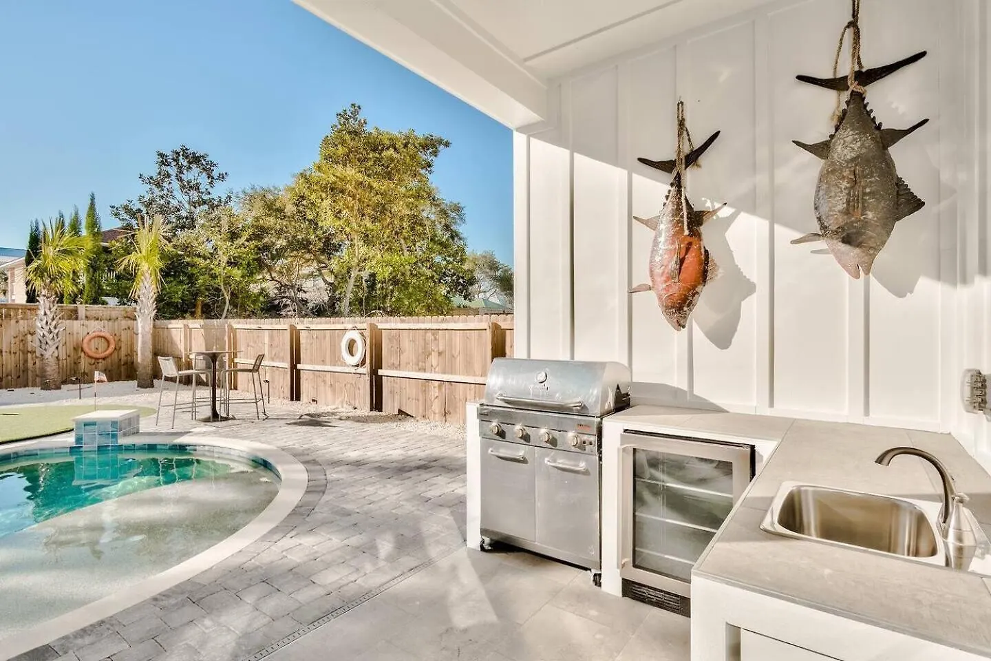 Hébergement de vacances Luxury 8br House With Pool, Spa, Golf Putting *
