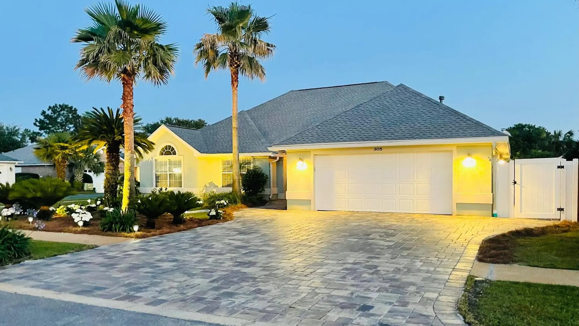 Ratiu House White Miramar