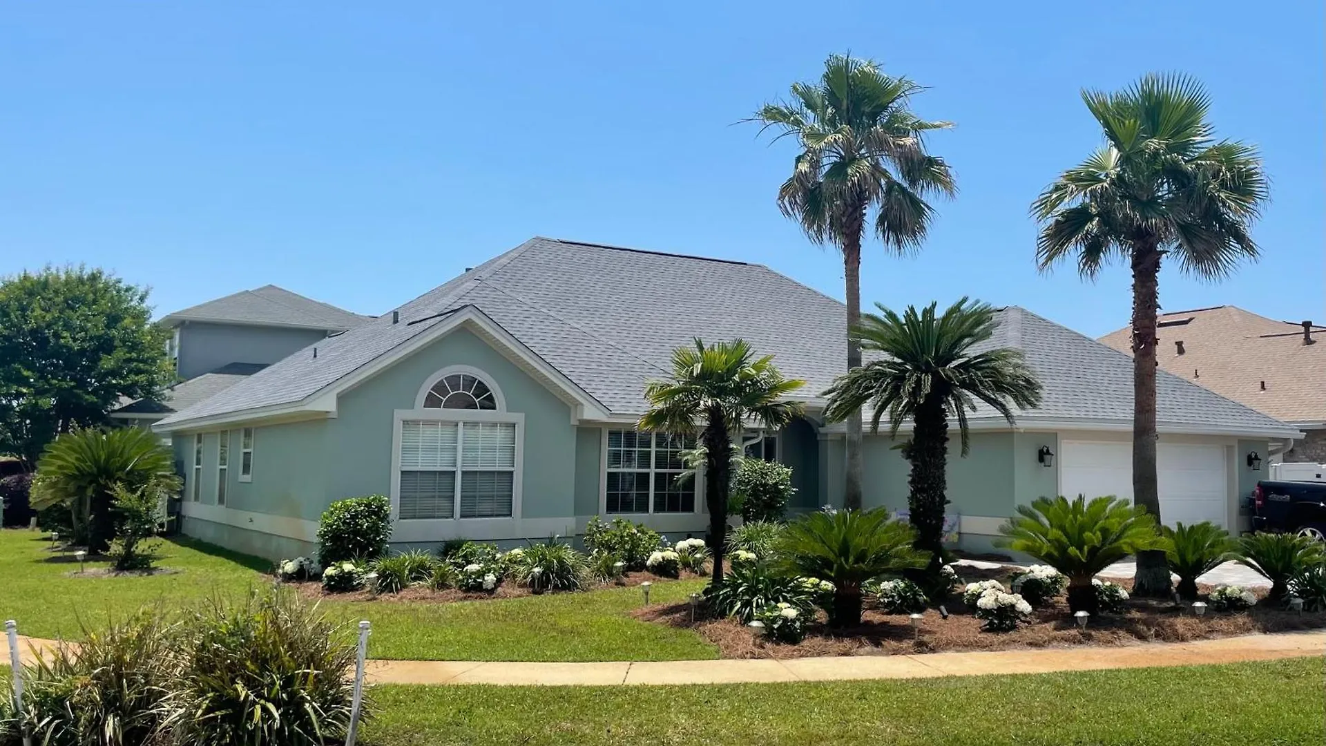 Ratiu House White Miramar Destin