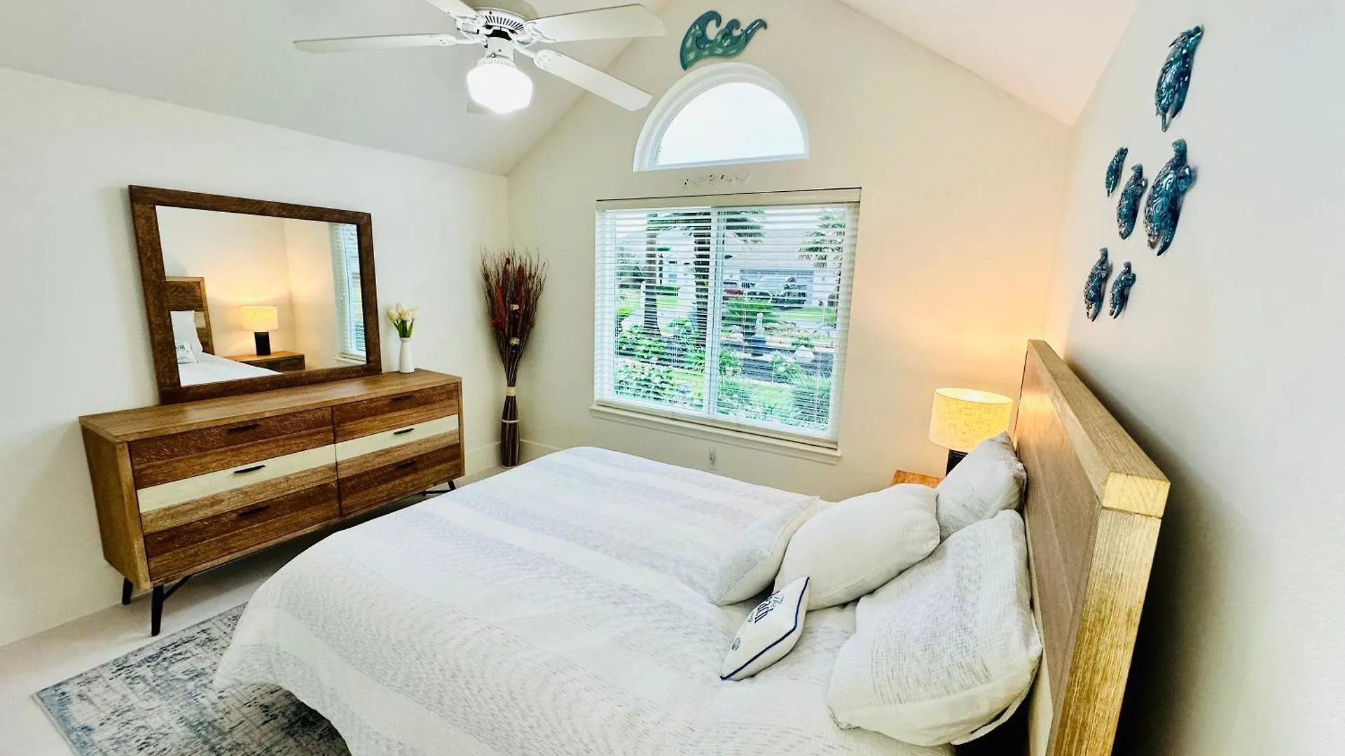 Ratiu House White Miramar Destin