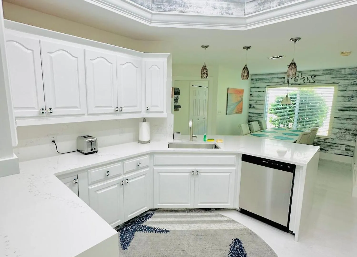 Holiday home Ratiu House White Miramar *