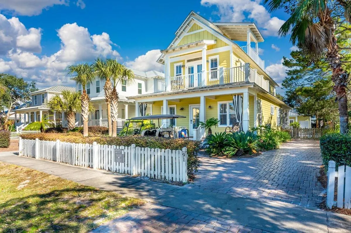 Holiday home Yellow Pearl Pool Heat Golfcart Deals Steps2beach