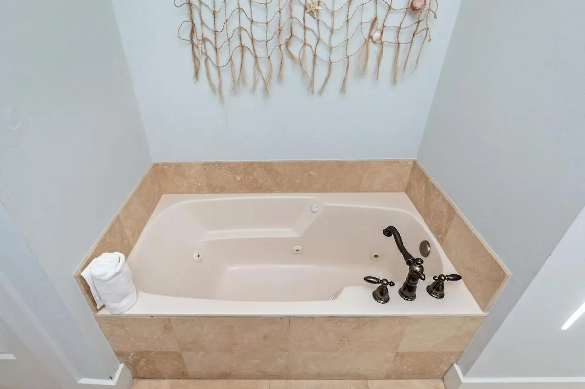 Yellow Pearl Pool Heat Golfcart Deals Steps2beach Holiday home *