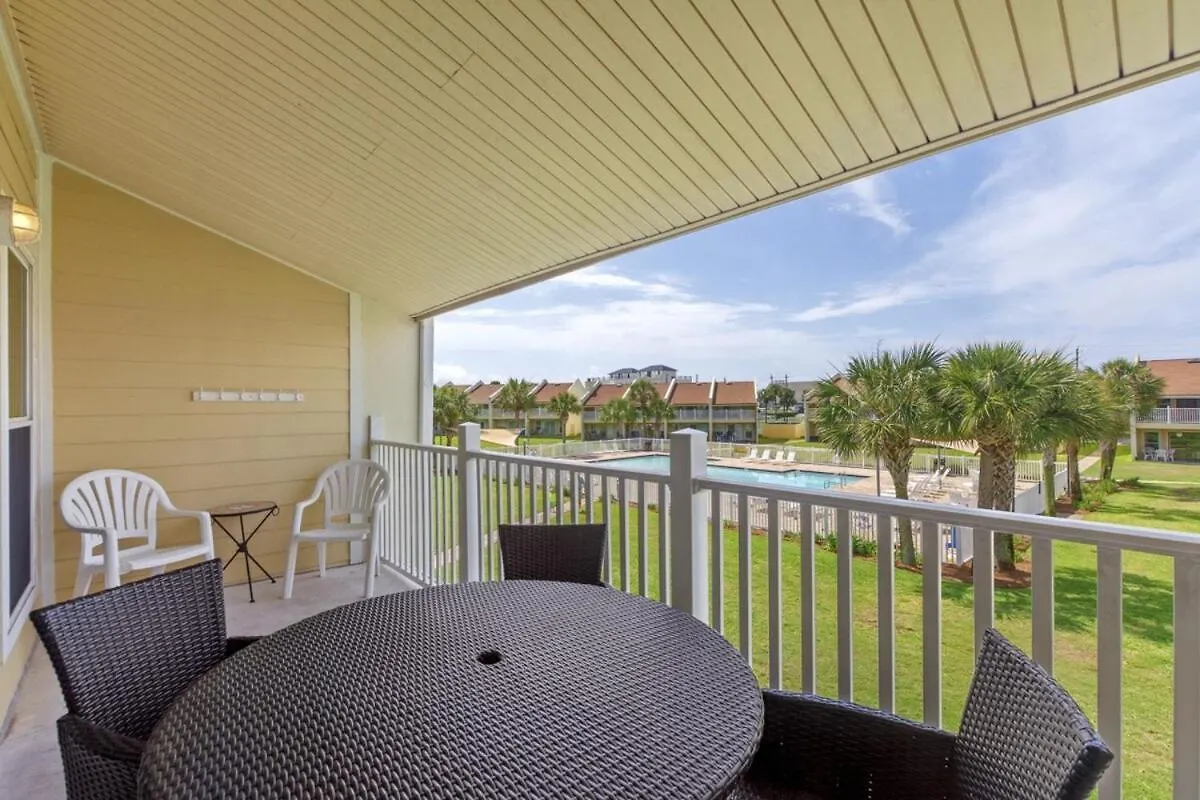 Seacove Steps 2 Priv Backyard Comm Pool Holiday home