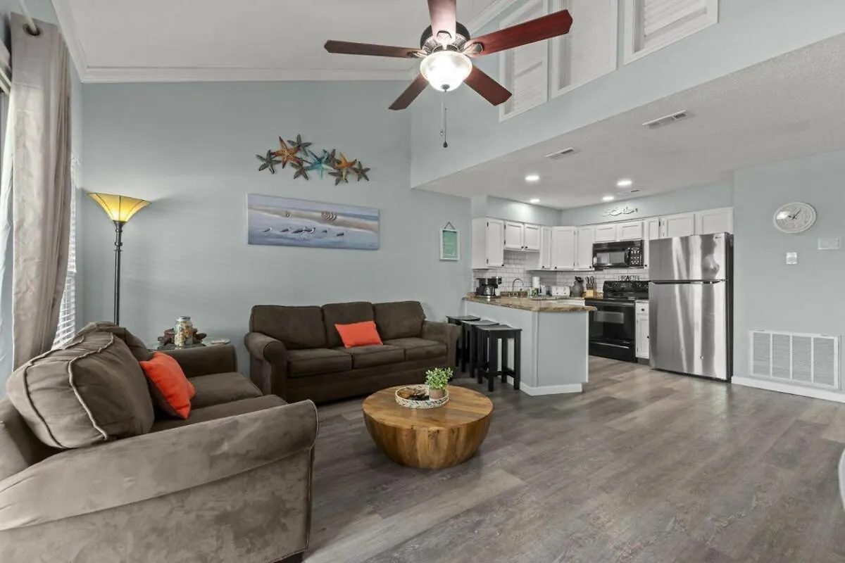 Holiday home Seacove Steps 2 Priv Backyard Comm Pool Destin