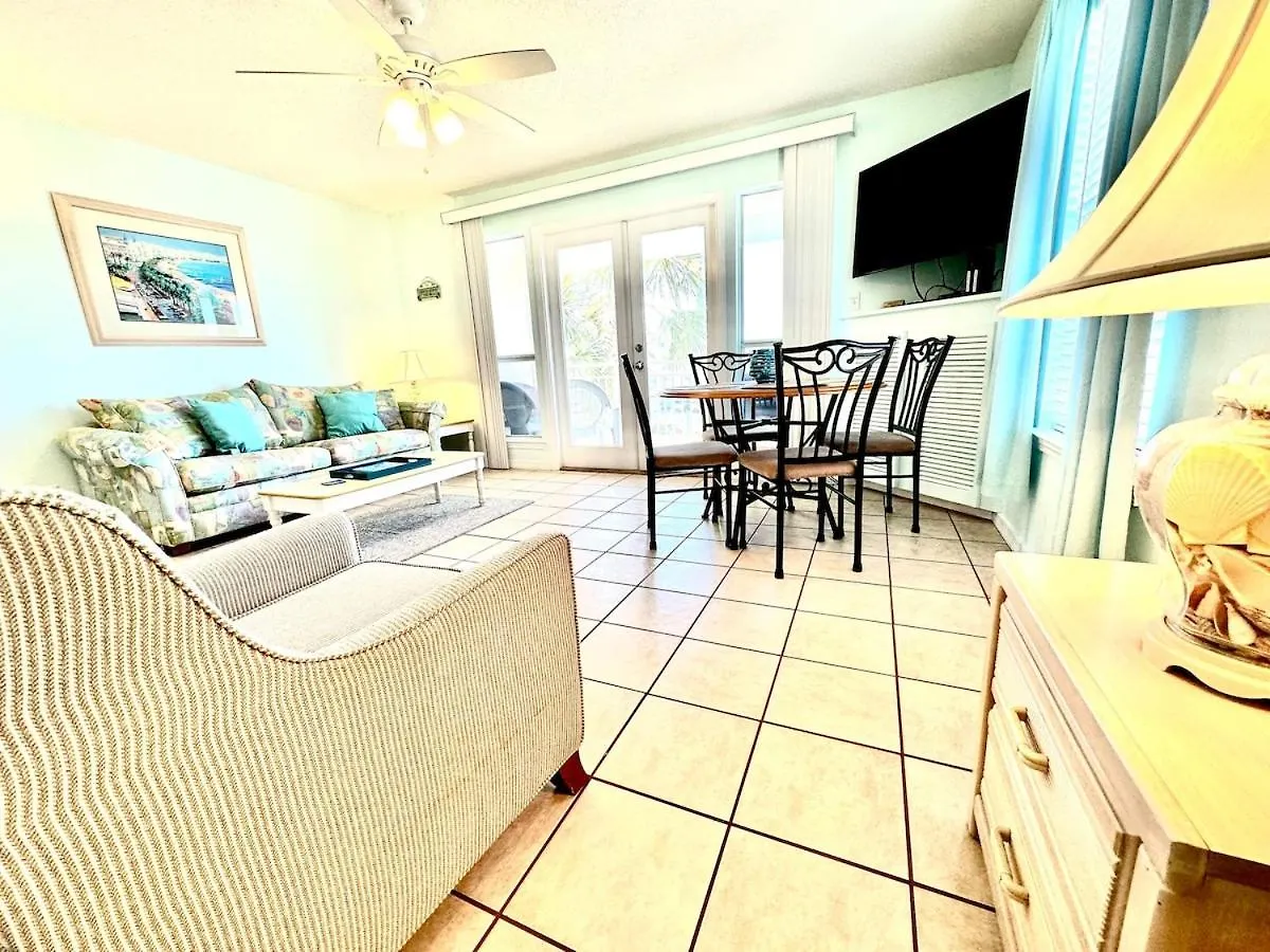 Holiday home Corner Of Paradise View Pool