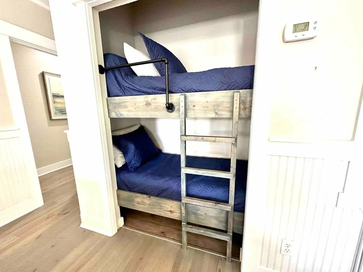 Holiday home Coastal91 Free Golf Cart Gated Access *
