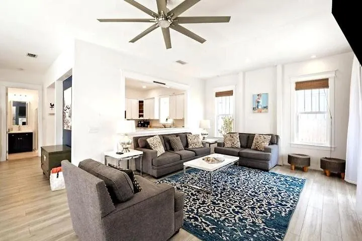 Holiday home House Pool Heat&golf Cart Deals Gameroom Destin