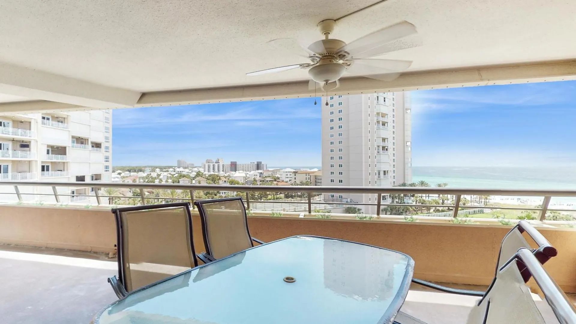 Edgewater 801 *
