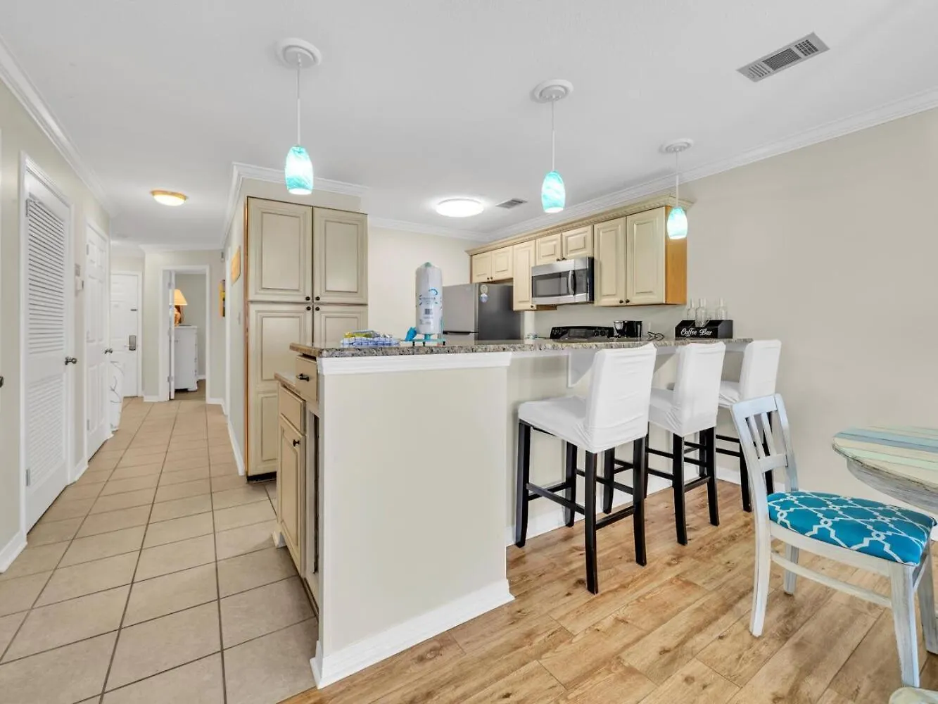 Holiday home Seascape Lakefront 189- Don't Worry, Happy Destin