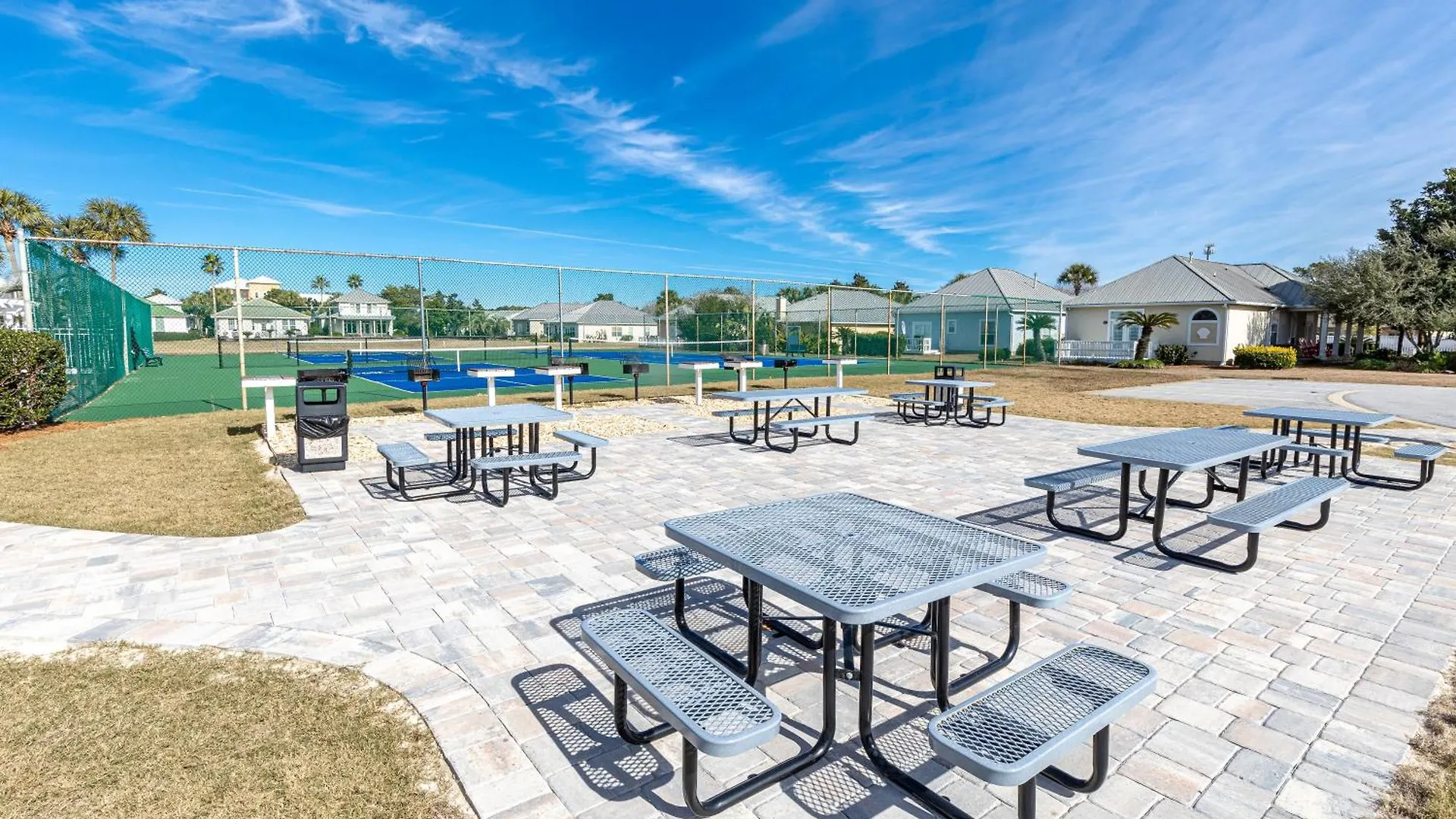 Casa By The C- By Isle * Destin