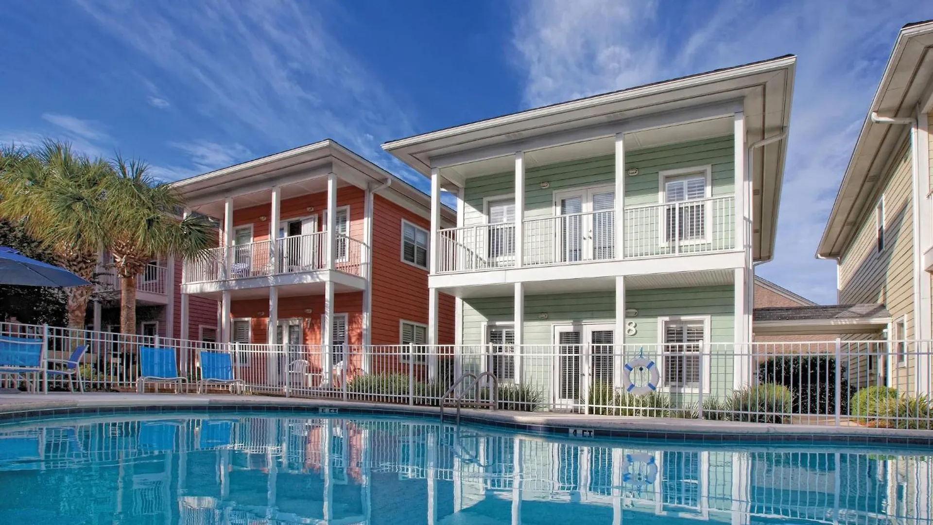 Club Wyndham Street Resort 3*