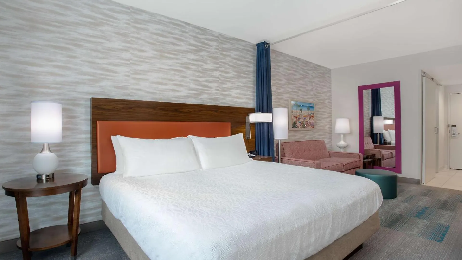 Home2 By Hilton Hotell 3*