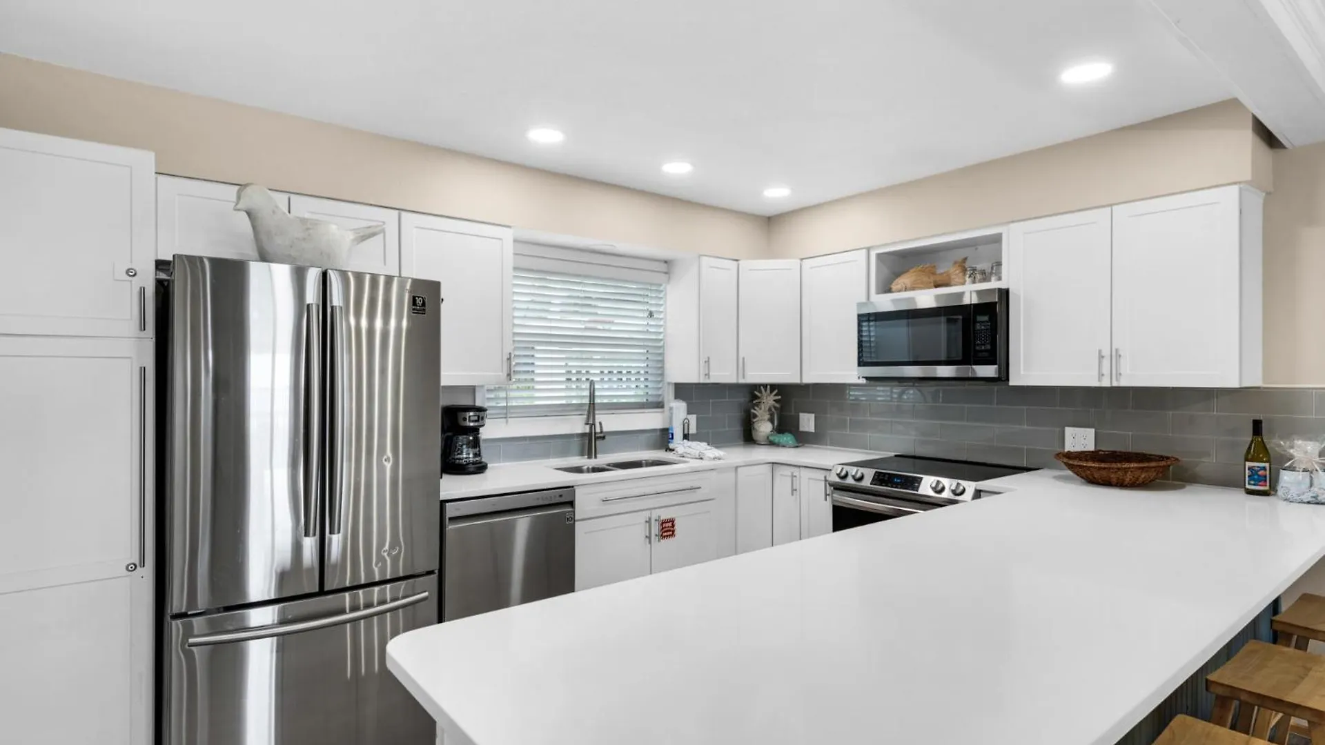 Quiet Surf Townhomes Ii #3 By Newman-dailey * Destin