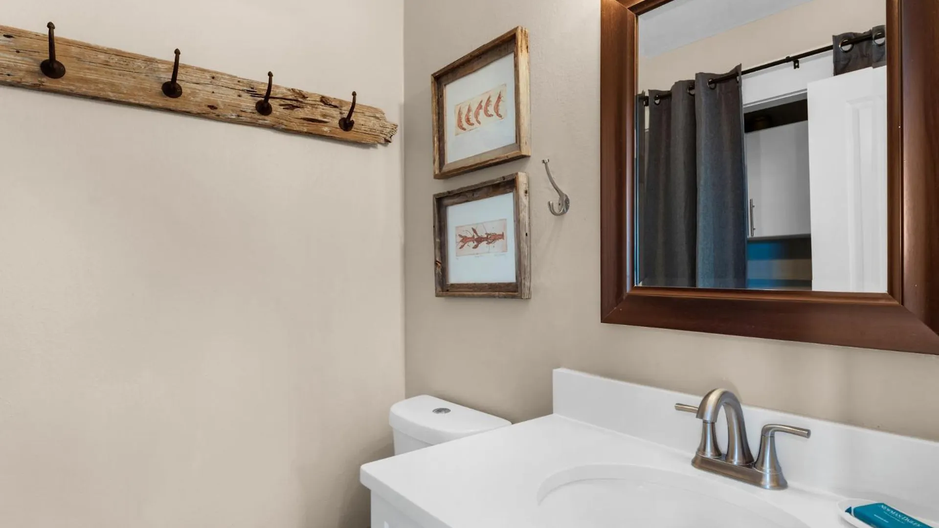Holiday home Quiet Surf Townhomes Ii #3 By Newman-dailey *