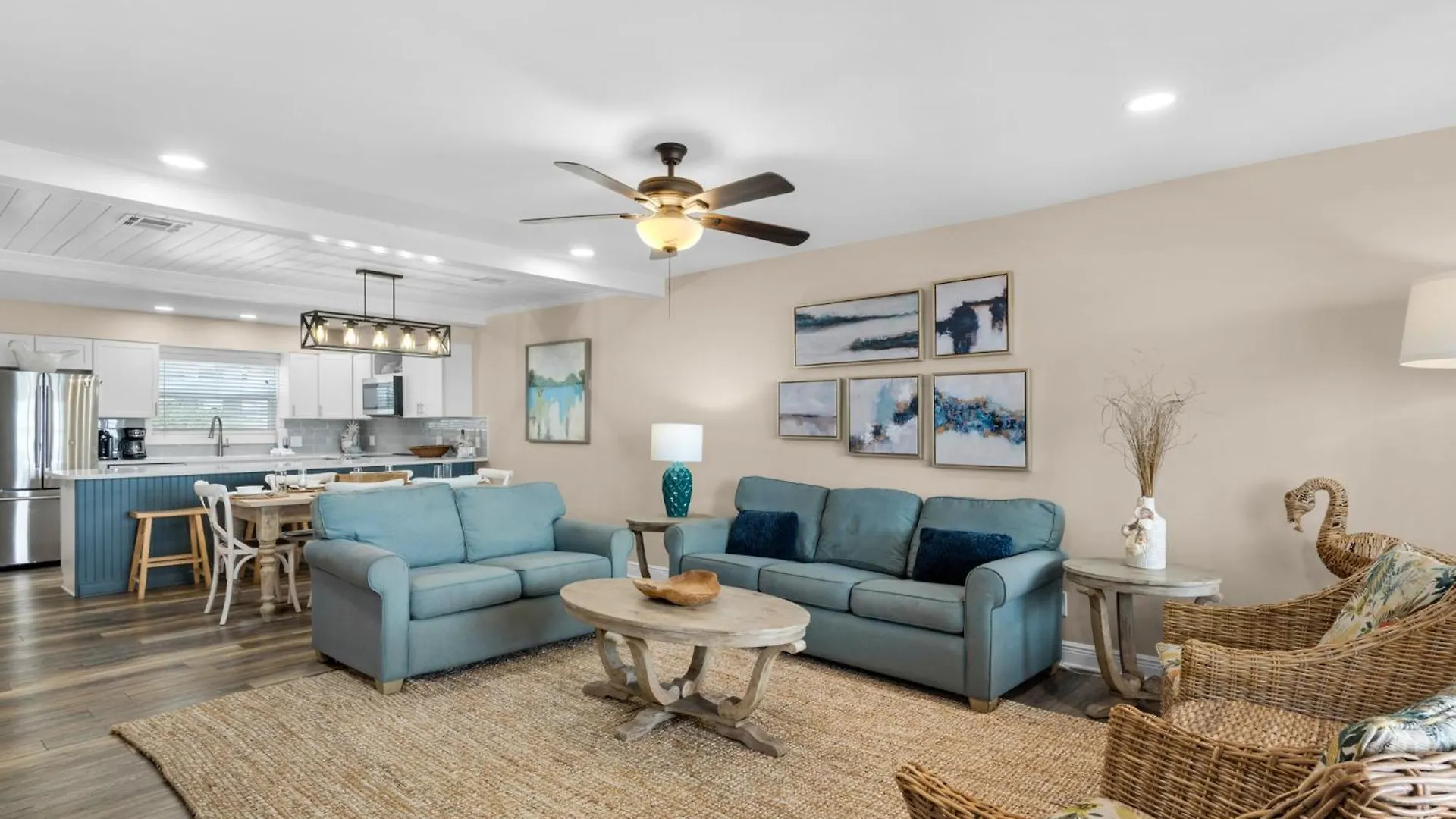 Quiet Surf Townhomes Ii #3 By Newman-dailey Holiday home *