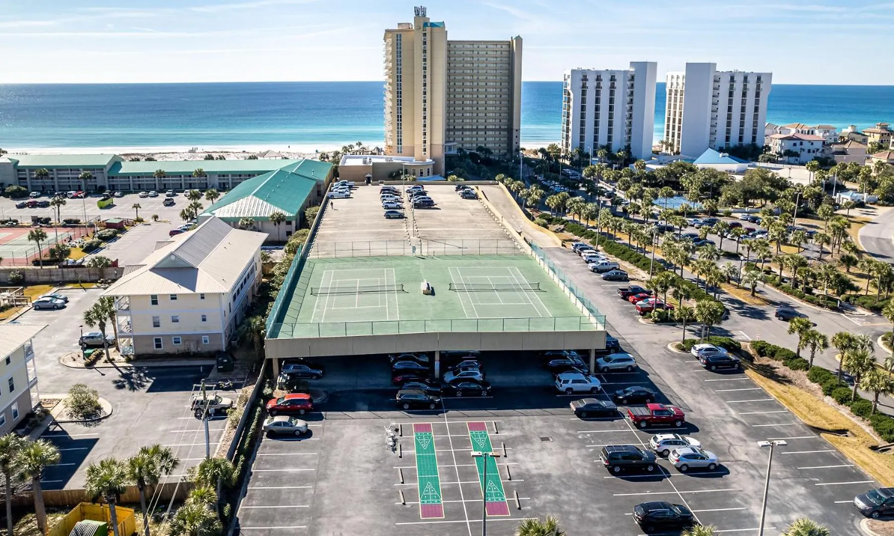 Dolphin Point 105b- By Isle Apartment
