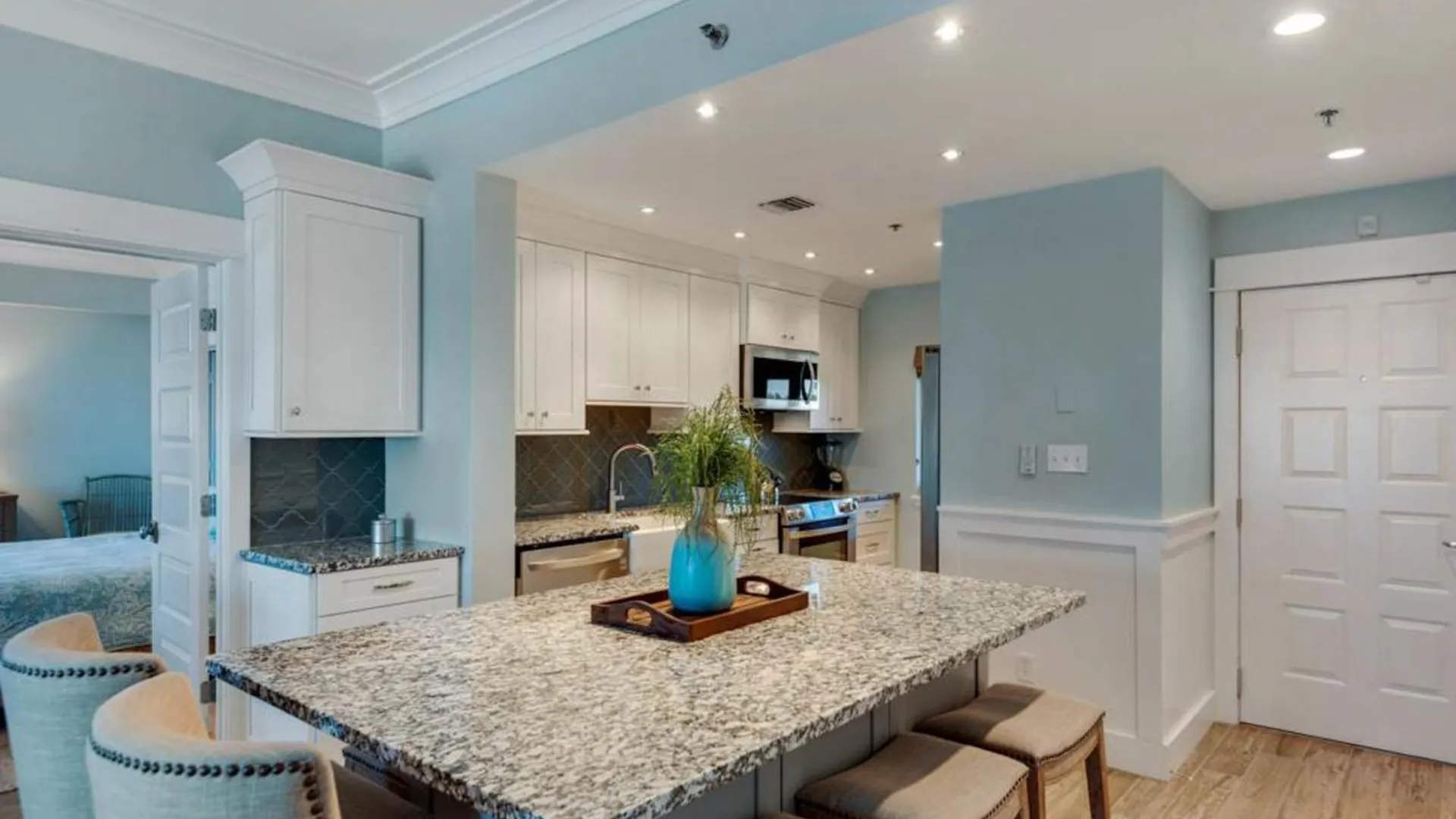 Tops'l Manor 612 Apartment *