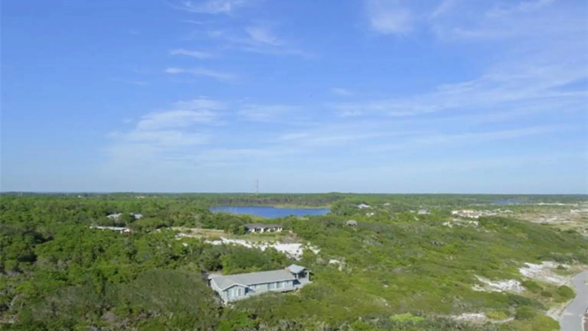 Tops'l Manor 1107 *
