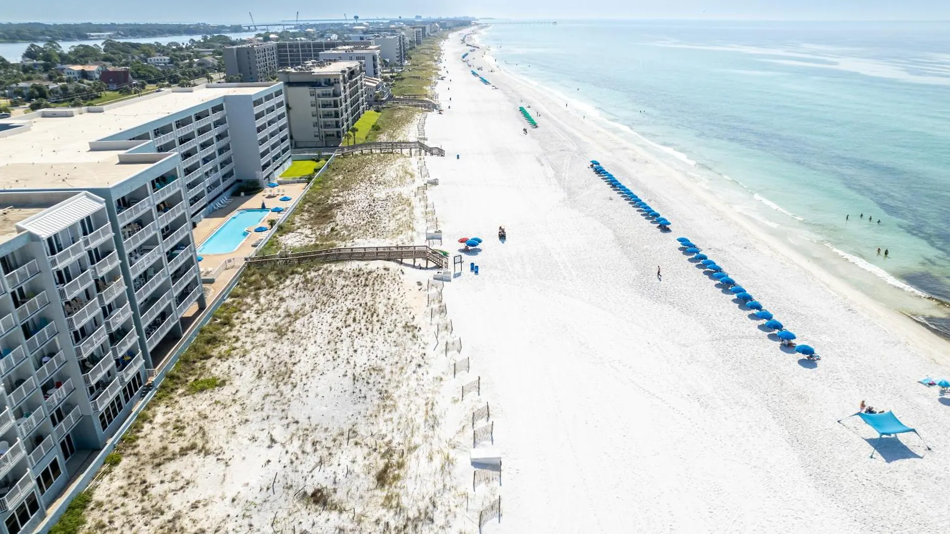 Dolphin Point 105b- By Isle Apartment Destin