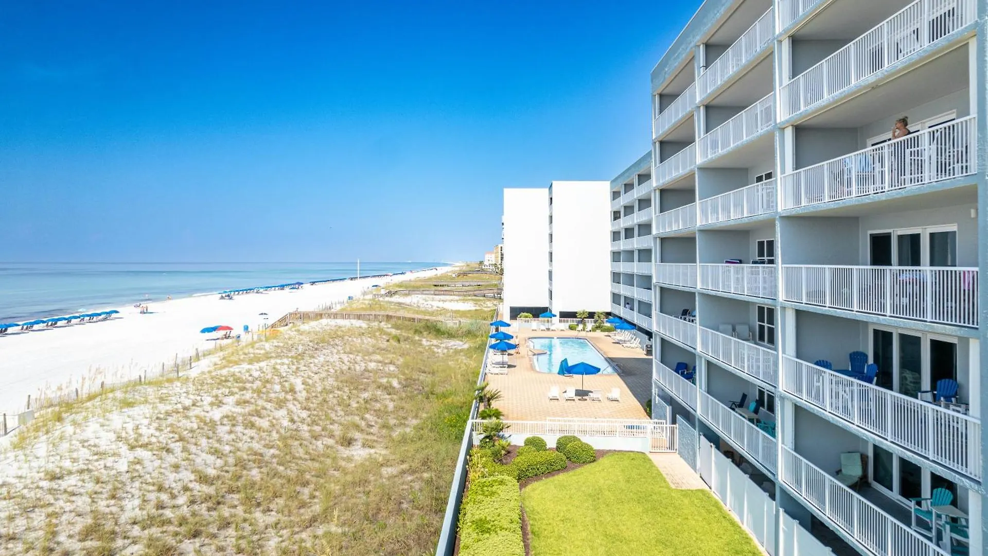Dolphin Point 105b- By Isle Destin