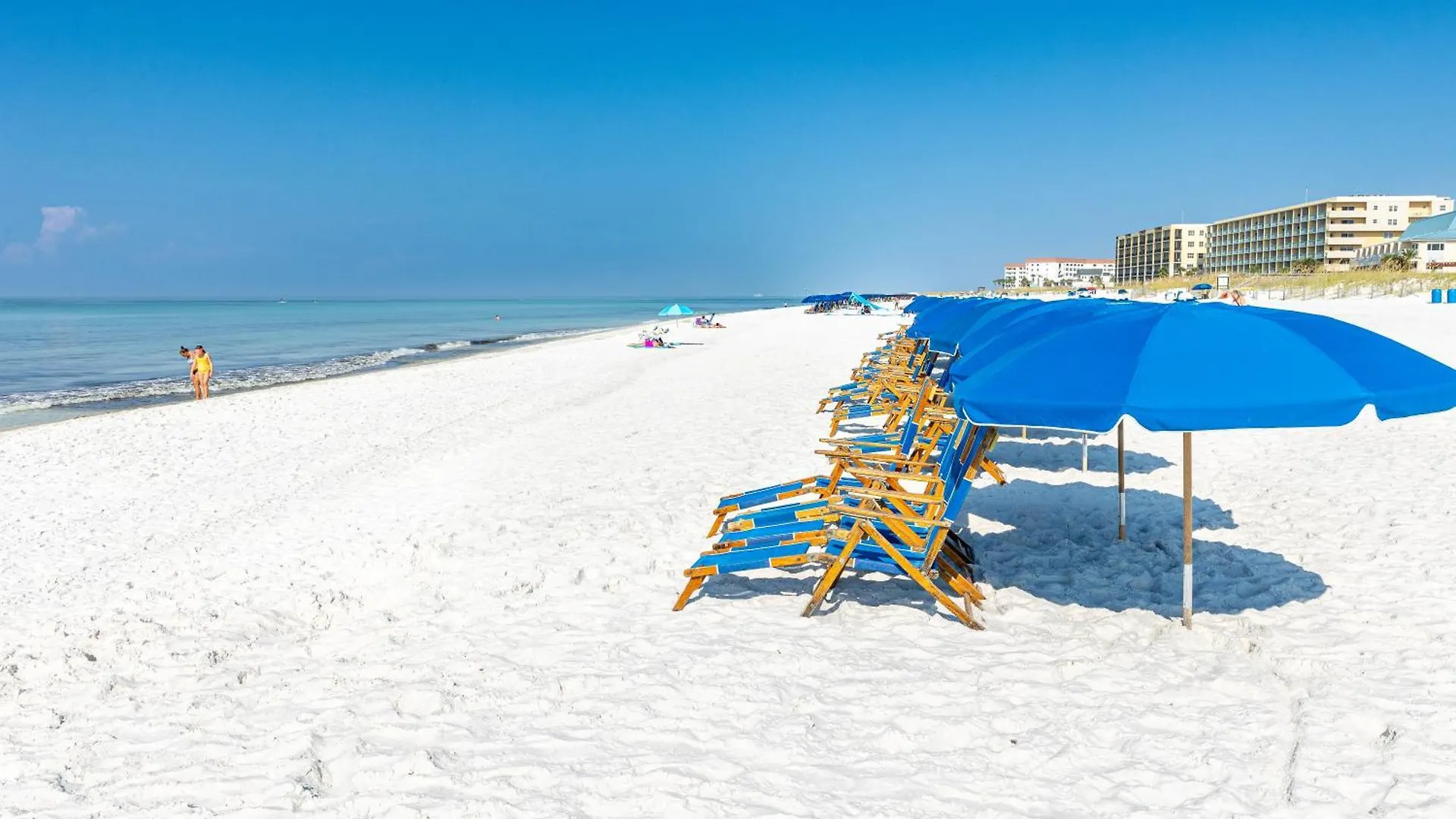 Apartment Dolphin Point 203c- By Isle *