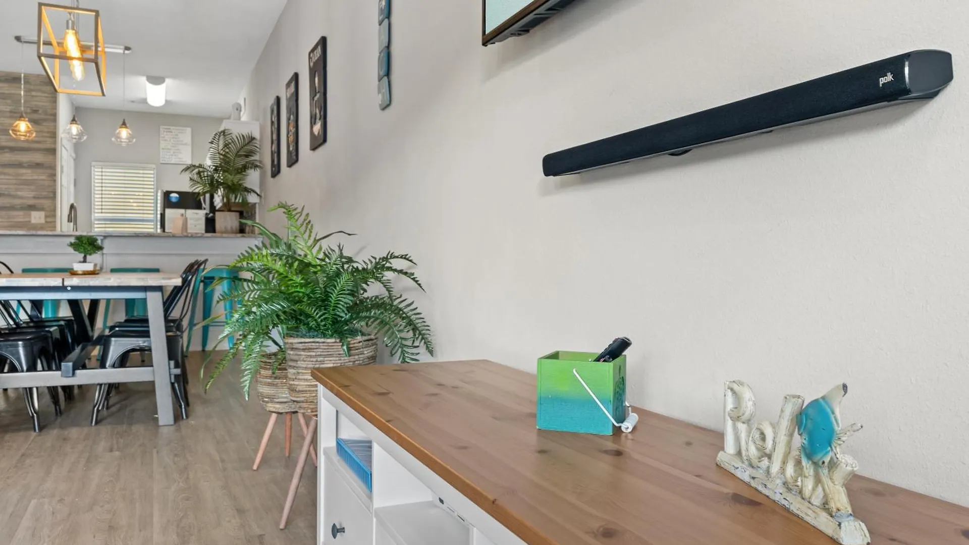 5 Min Walk To Beach, Sparkling Pool, Mins To Shops &outlet! 13 Holiday home Destin