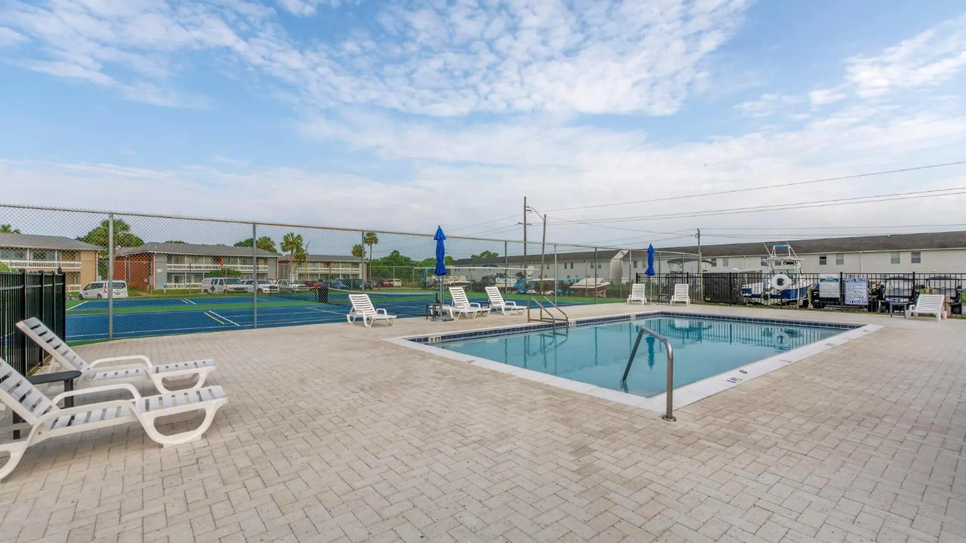 Sapphire Sands 3 Pools Pet Friendly * デスティン