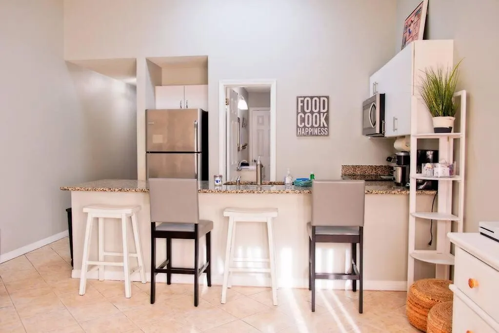 Apartmán Private With Seasonal Chair Service And Heated Pool