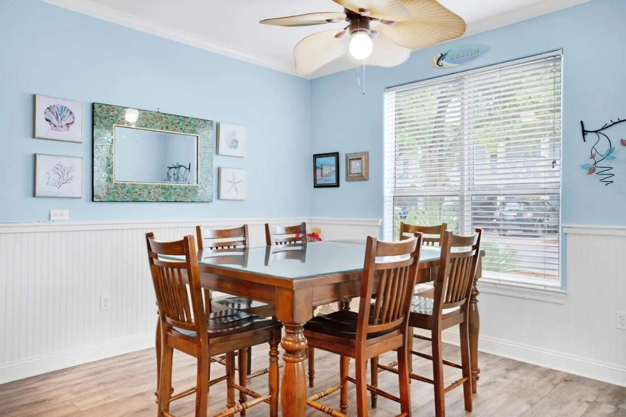 Skips Corner Pet Friendly Trolley * Destin