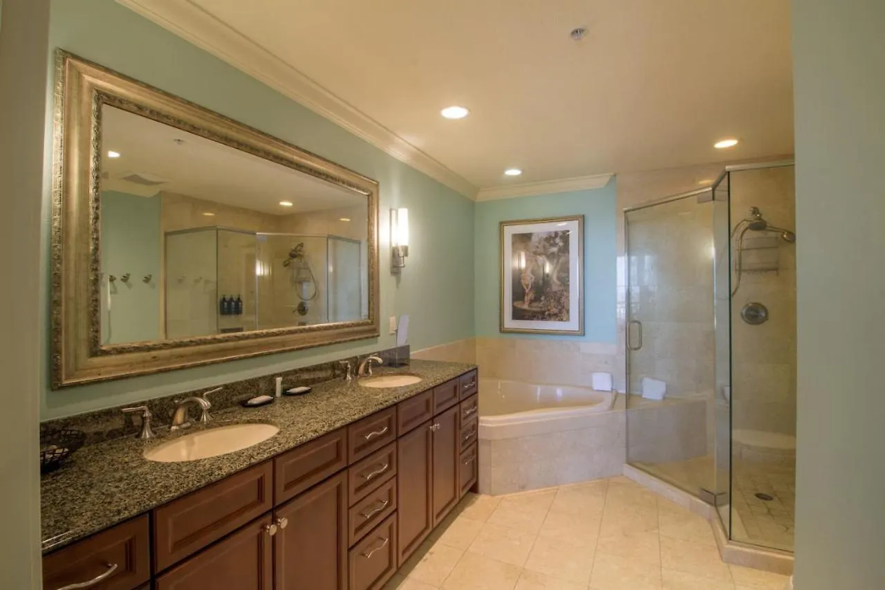 Emerald Grande Two Bedroom بيت للعطل دستين