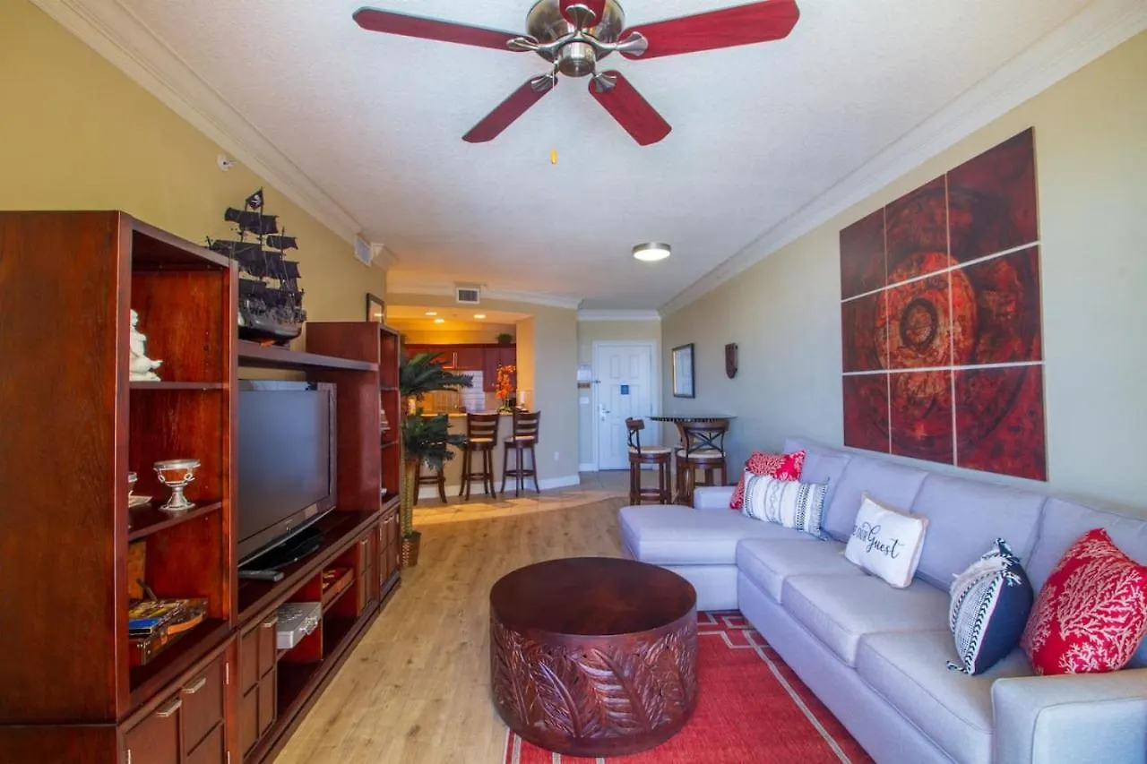 Emerald Grande Two Bedroom بيت للعطل دستين