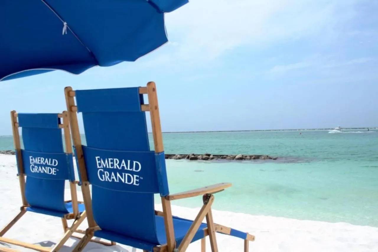 Apartment Crab Island Two Bedroom *