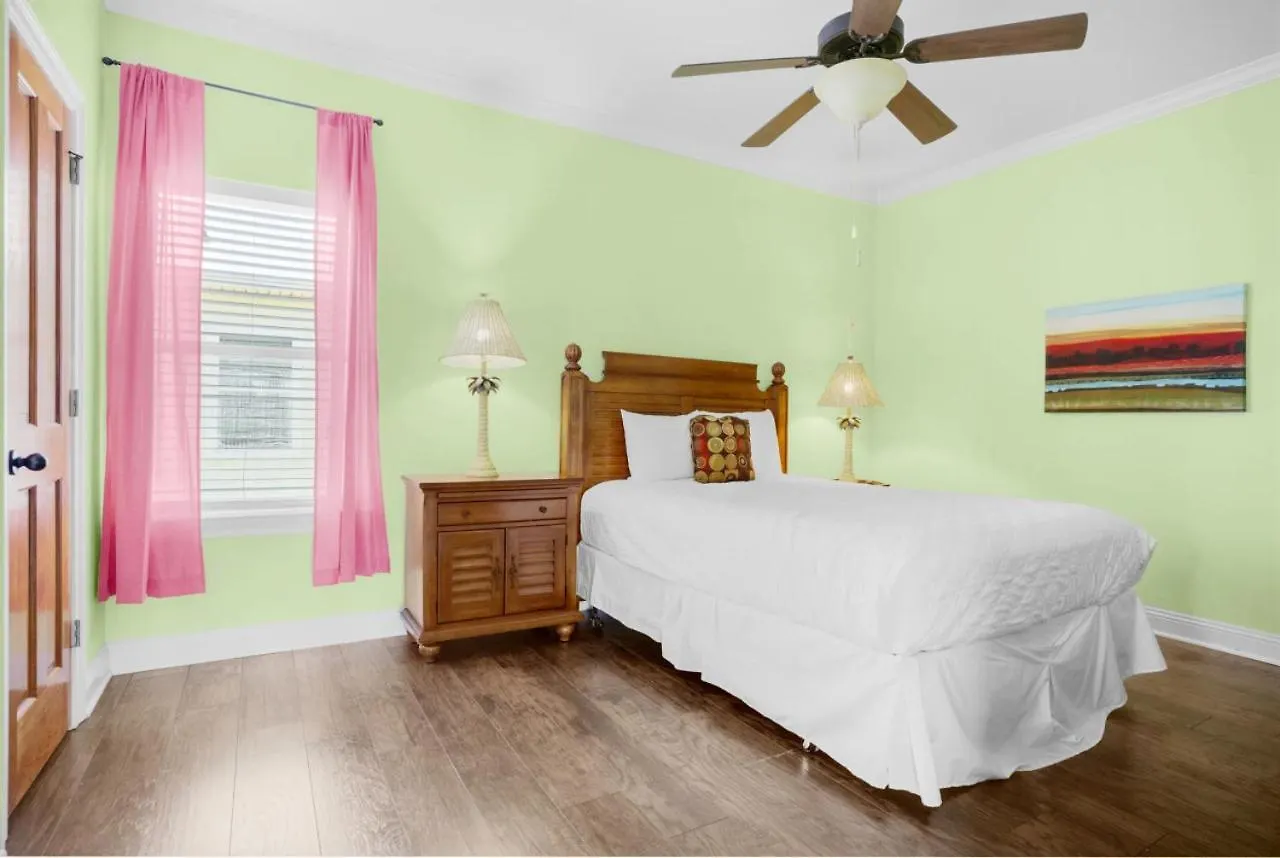 Splish Splash Pet Friendly Pool View Holiday home *