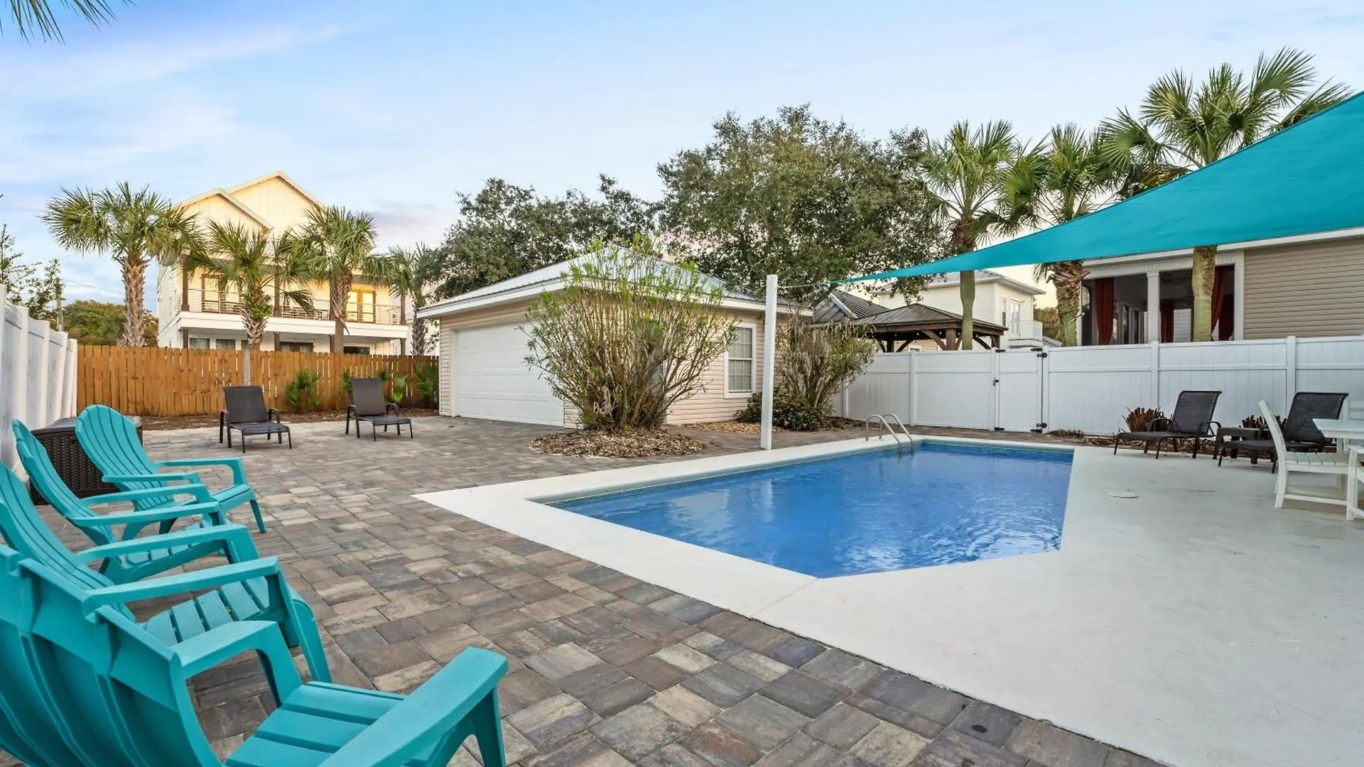 The Hideaway - 97 Barracuda St Holiday home