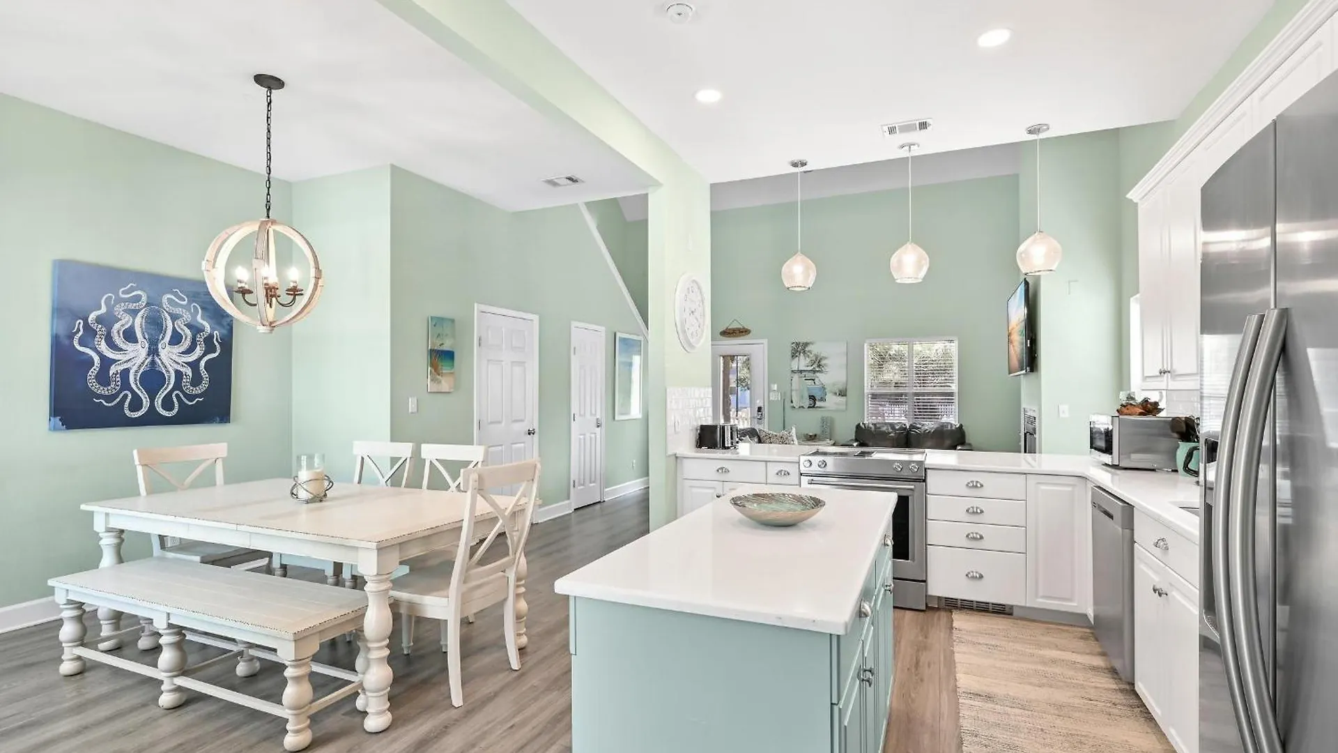 The Hideaway - 97 Barracuda St Holiday home *