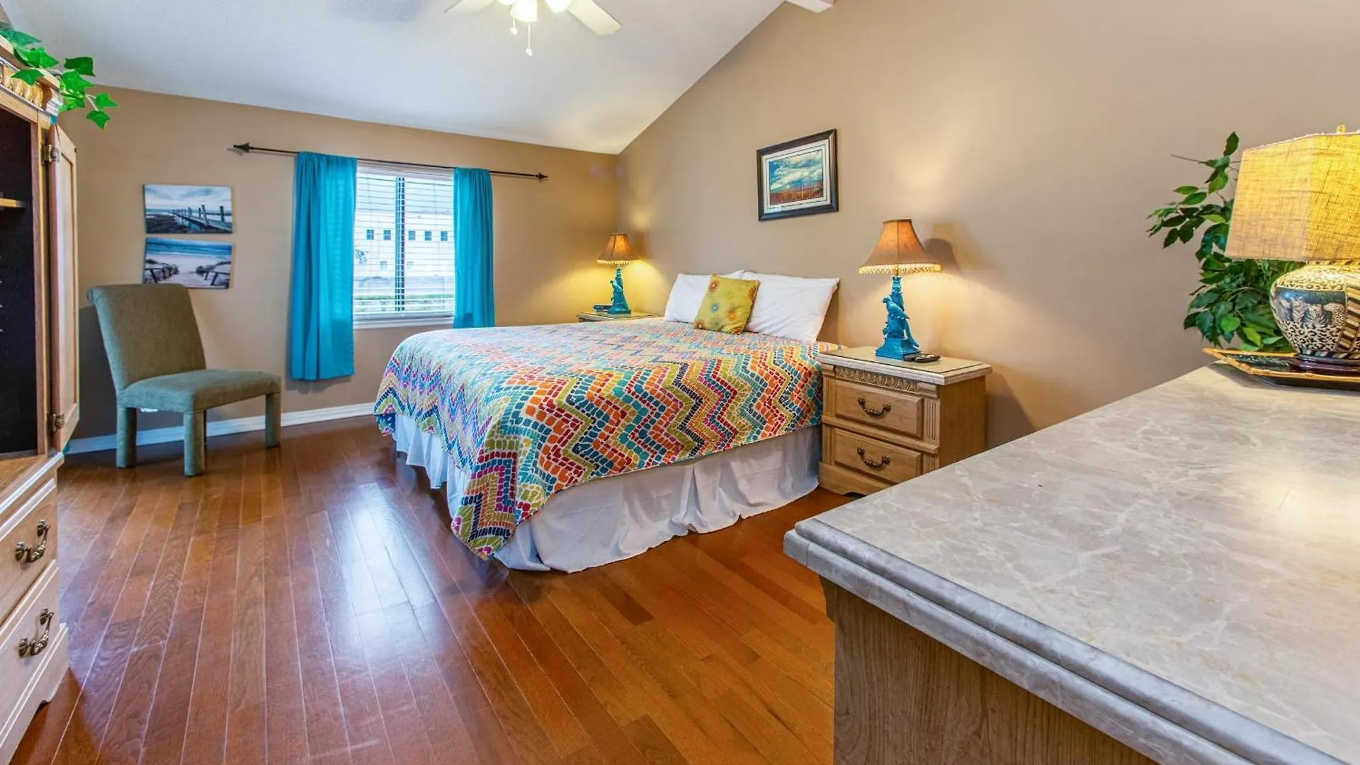Shoreline Towers Townhouse 4-3 * Destin