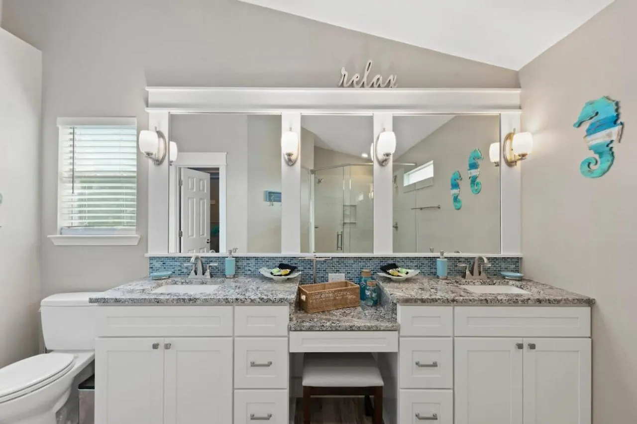 Seahorse Shores - Games, Private Access, Pool, Lake, Boardwalk, Near Fun * Destin