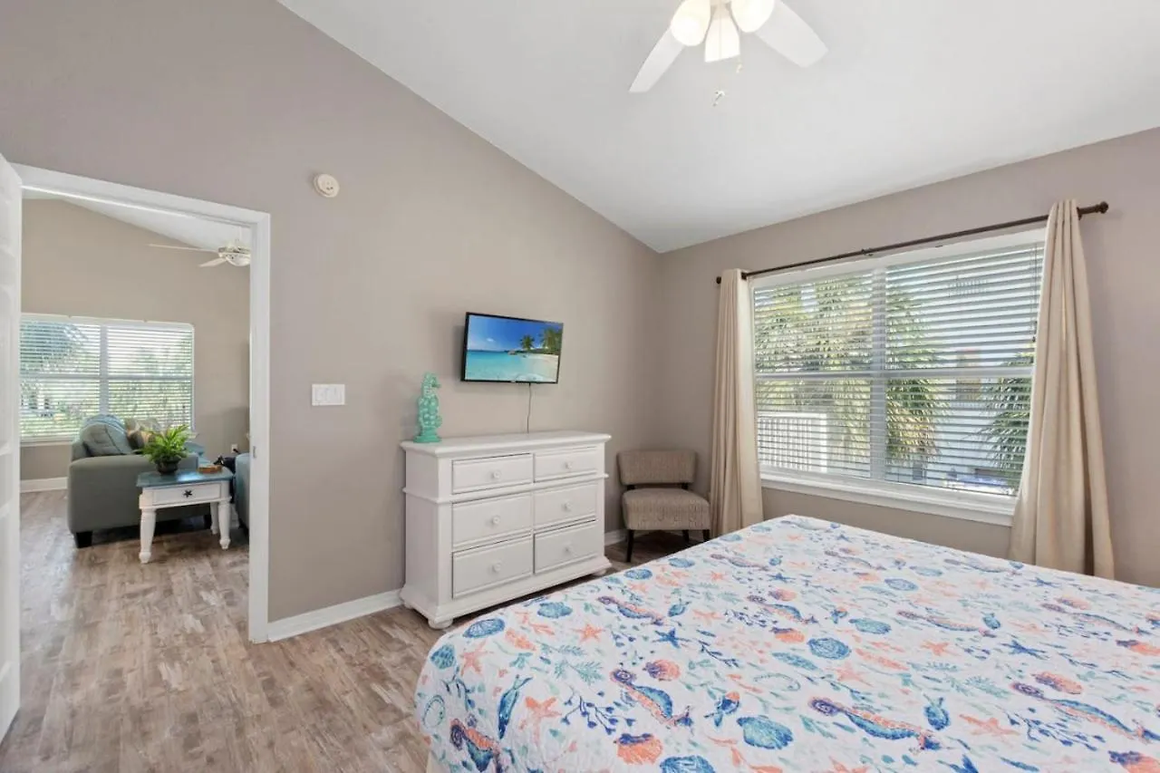 Seahorse Shores - Games, Private Access, Pool, Lake, Boardwalk, Near Fun *