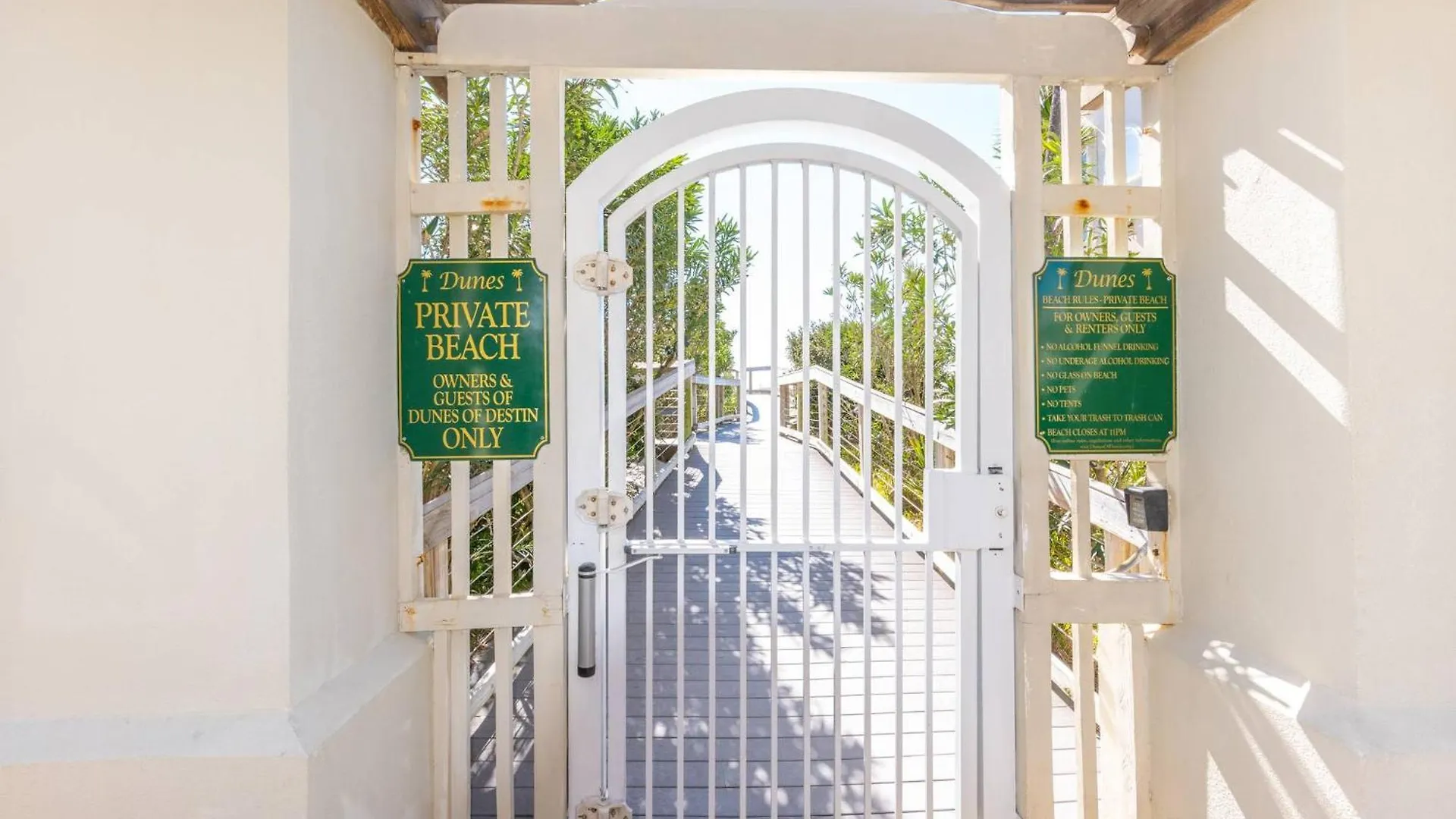 Seahorse Shores - Games, Private Access, Pool, Lake, Boardwalk, Near Fun Holiday home