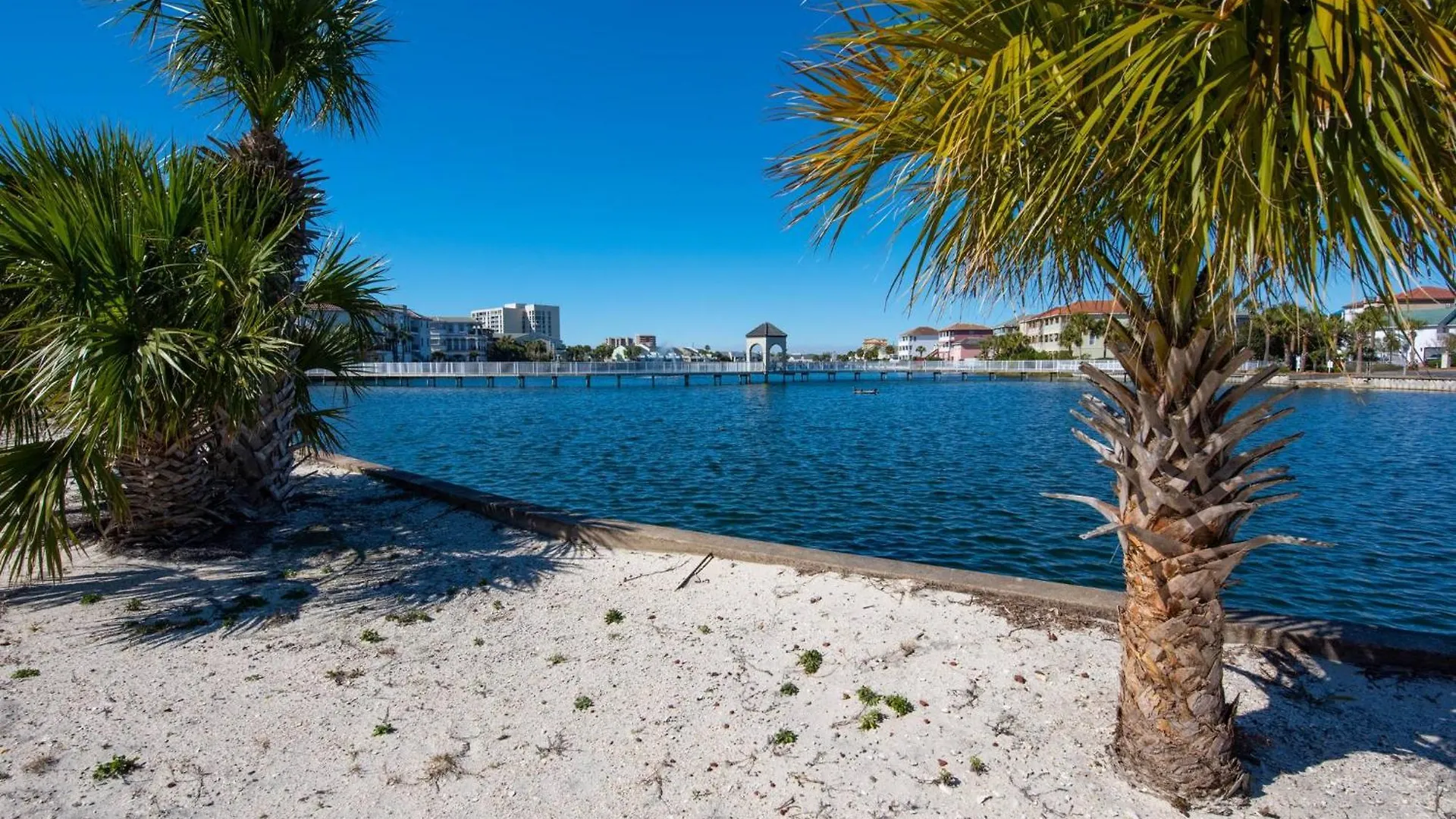 Seahorse Shores - Games, Private Access, Pool, Lake, Boardwalk, Near Fun Destin