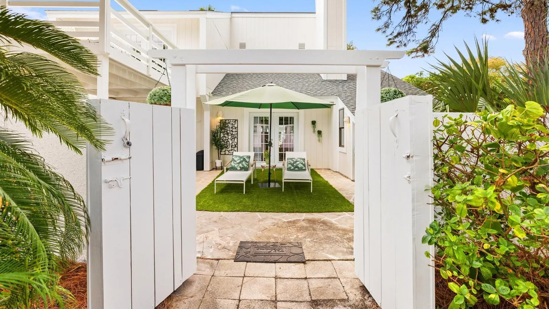 418 Linkside Drive *