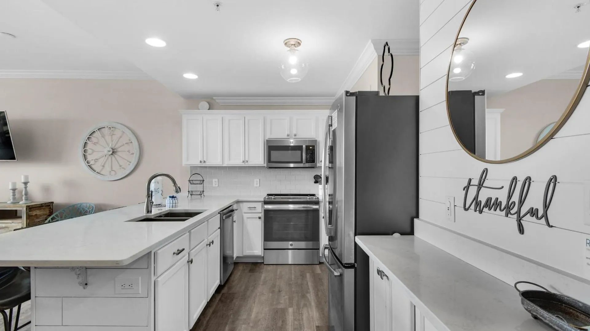 406 Apartment *