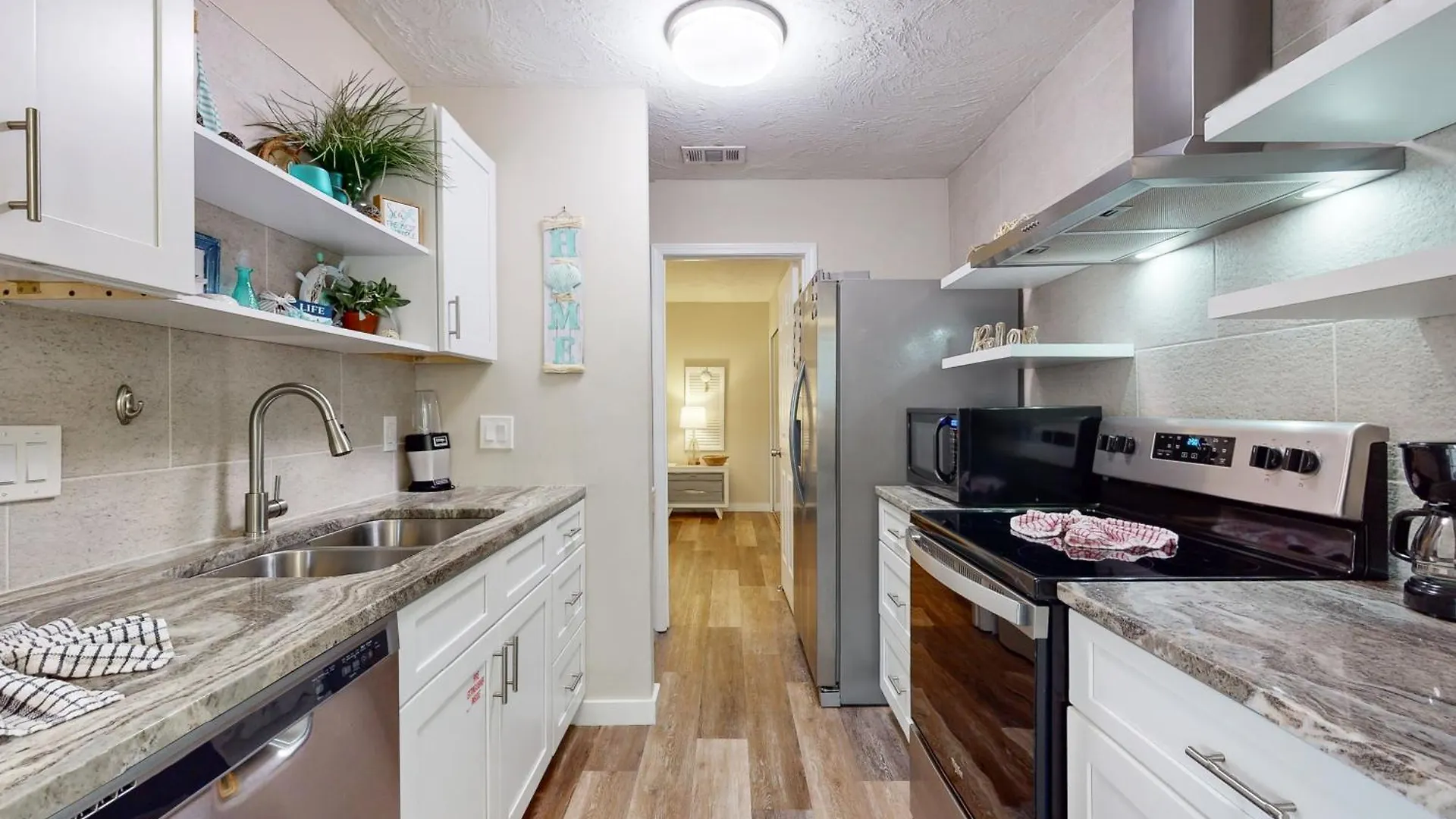 Cross Creek Club 29 Apartment