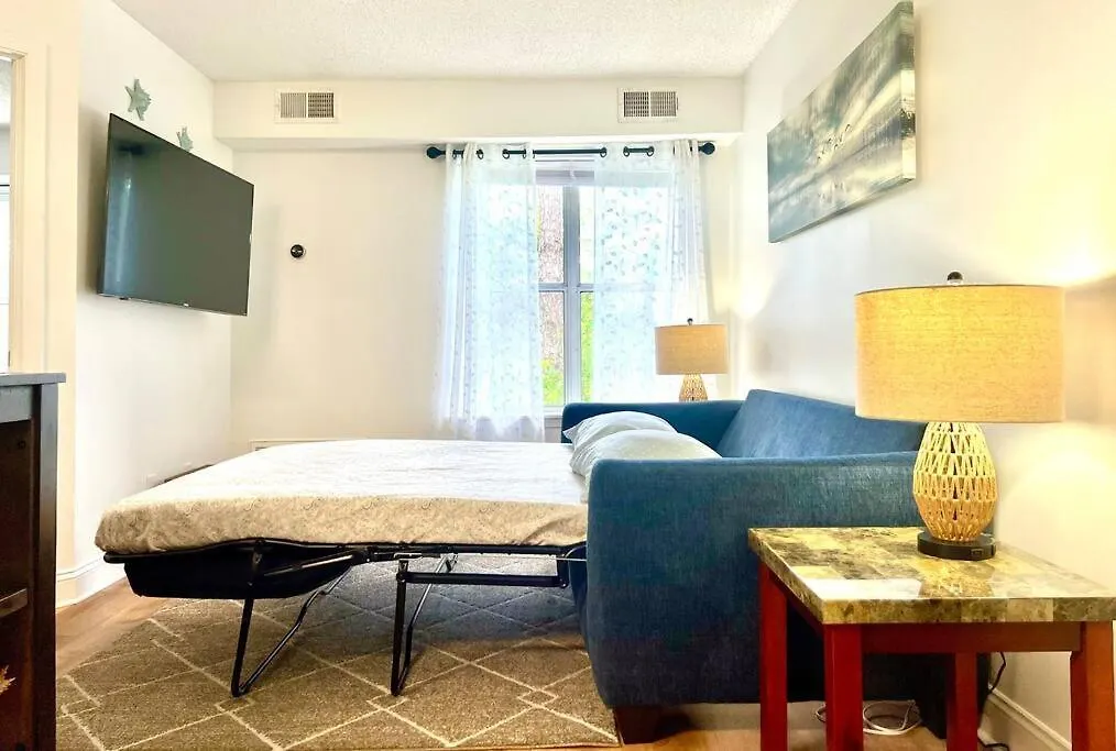 Tommy Bahama 1 Bedroom-walk To Restaurants ,pool-3mi Beach! Apartment